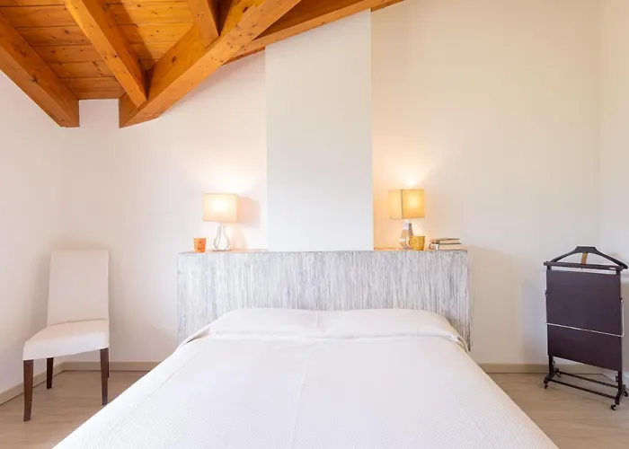 Giuse - Dma205 By Interhome * דומאסו